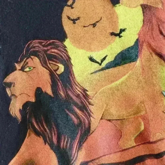 Mufassa Scar Disney Men's The Lion King Good Vs Evil Movie Scene T-Shirt SZ M - Picture 5 of 9